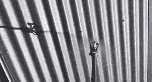 metal roof airless spray painting